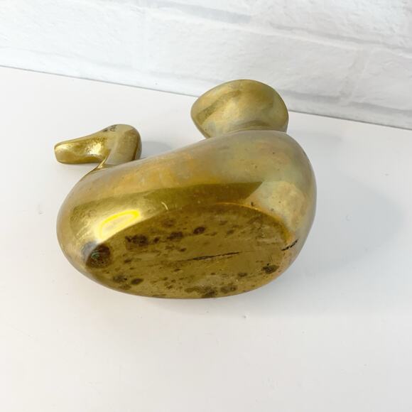 Vintage Brass Duck Vase 4" MCM Decor Stylized Curvy Design Minimalist - Picture 4 of 8